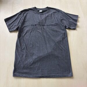 Vintage NYC Mens 2XL Gray New York City Embroidered Graphic Souvenir Tee